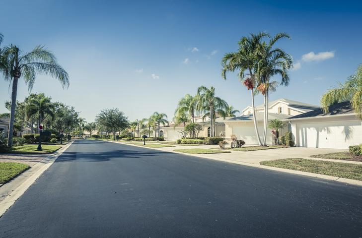 Does Living in a Gated Community Mean Less Expensive Insurance in South Florida?