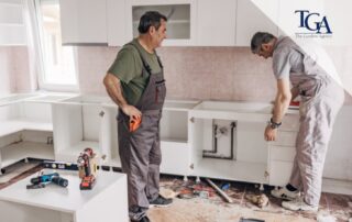 Does homeowners insurance cover damage caused by a contractor? Call (561) 988-3330 to speak to an insurance agency in Boca Raton to ensure you're covered.